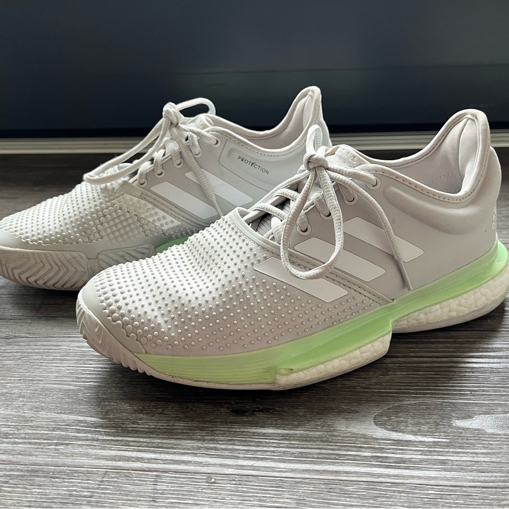 Adidas Boost Womens Tennis Shoes 7.5